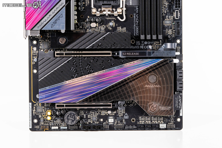 華擎 PHANTOM GAMING Z890 NOVA WIFI 主機板開箱實測 以雙生旗艦配置提供不同視覺選擇