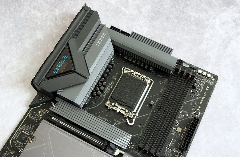 升級再出發 Gigabyte Z890 Eagle Wifi7 簡單開箱
