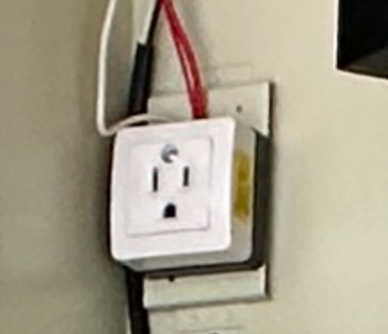投幣式電動機車充電站”DIY”