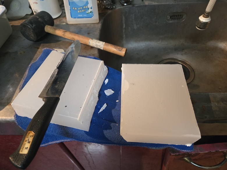 [DIY]自己DIY用石蠟給鍊條潤滑
