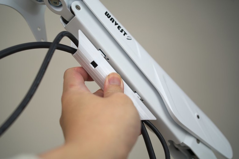 【開箱】兼具亮眼造型與絕佳功能性—WaveSplitter威世波 WAVEST鋁合金電競氣壓螢幕支架