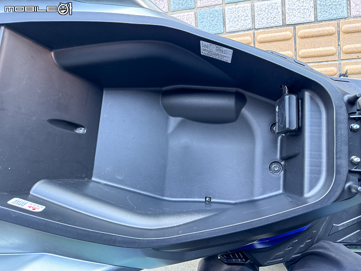 行車記錄器該如何選購？ 幫朋友的 DRG 2.0 DIY 安裝行車記錄器 ft. EX-101