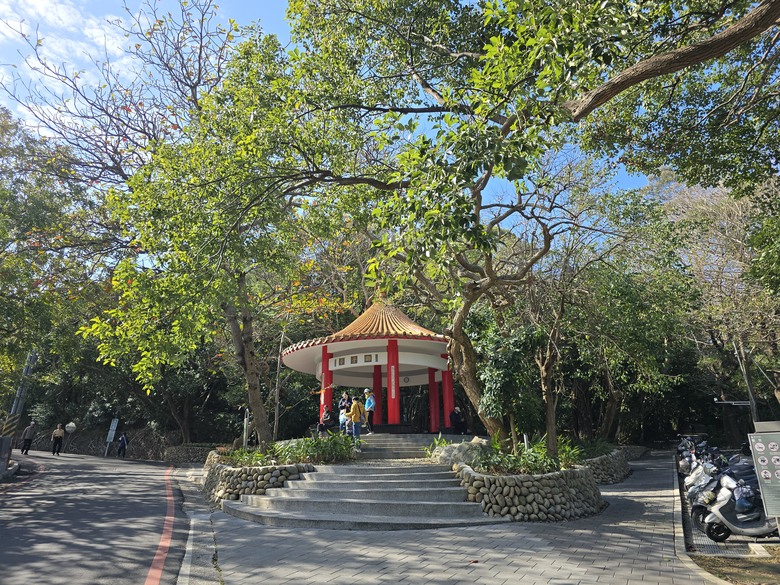 【小惡魔畫蛇添福】蛇年大吉，迎春納福 最親民的小百岳 新竹十八尖山