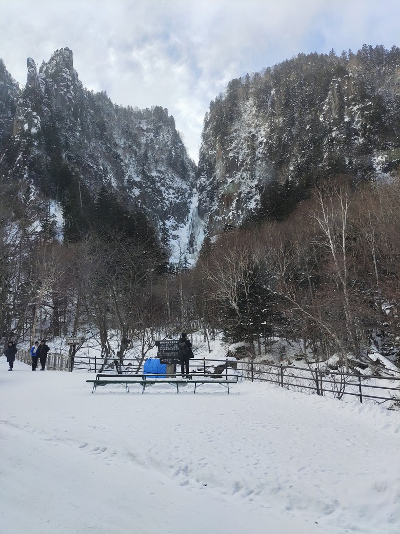 【小惡魔畫蛇添福】 我們家的5天4夜日本行 - Day4 ~ Day5 - 層雲峽流星瀑布 / 小樽運河 / 北菓樓 / 六花亭 / 大通公園 / 北海道神宮