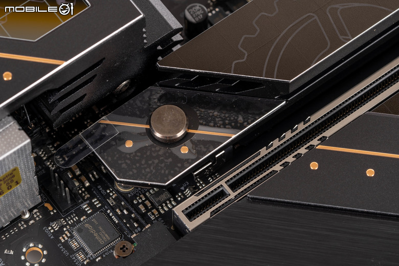 ASRock Z890 Taichi 主機板開箱實測 提供 9 組 M.2 SSD 海量插槽旗艦主板 feat. Intel 新微碼 BIOS 效能實測