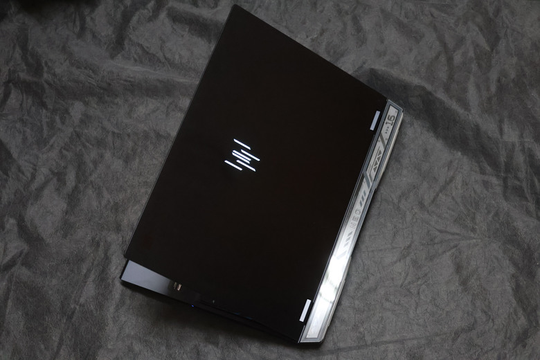 開啟宏碁信仰大門 16吋電競i9 180Hz筆電 Acer Predator Helios Neo 16 (PHN16-72-93J4) 開箱拆機