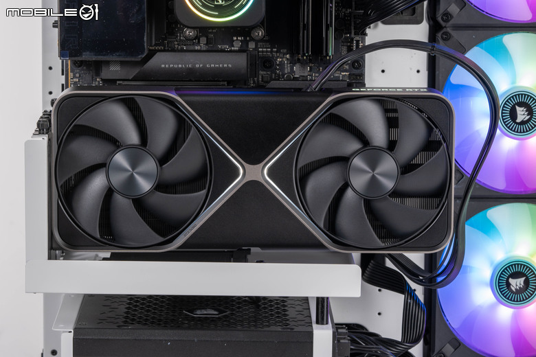 NVIDIA GeForce RTX 5080 創始版顯示卡開箱實測 老黃刀法再度精湛切割 4K 解析度遊戲新顯卡的必選之作?