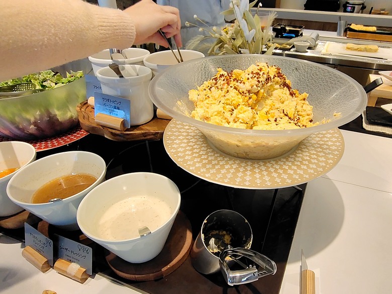 【小惡魔畫蛇添福】我們家的5天4夜日本行 - Day1~Day2 北海道千歲空港 / 星野TOMAMU渡假村 (含早晚餐介紹) / 霧冰平台(纜車)