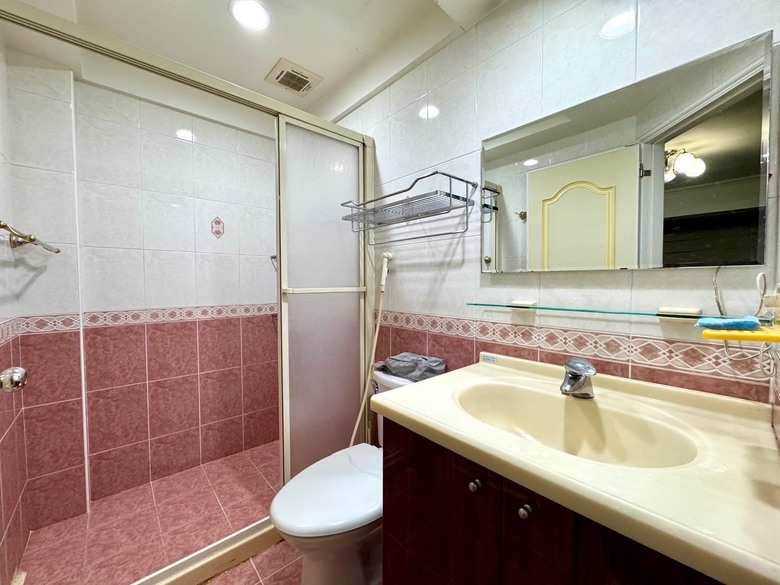 八德路一層一戶3房超稀有華廈