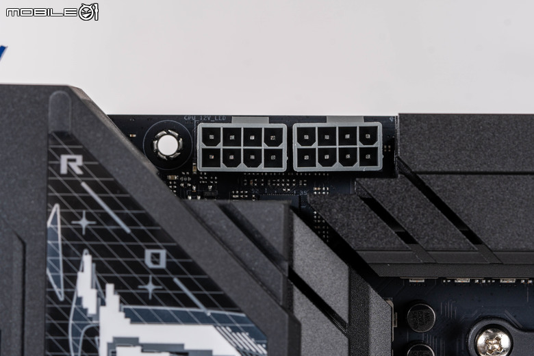 ROG STRIX B850 GAMING-F WiFI 主機板開箱實測 在主流等級提供雙 PCIe Gen 5 SSD 插槽頂規配置
