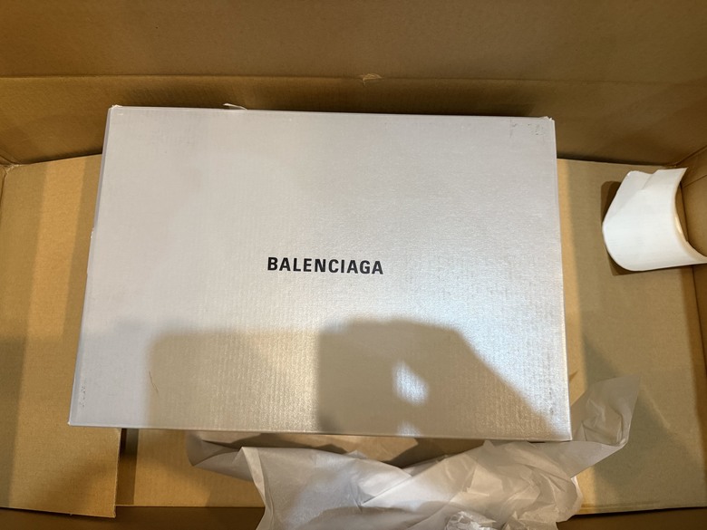 「開箱」Balenciaga track 3 藍色休閒鞋