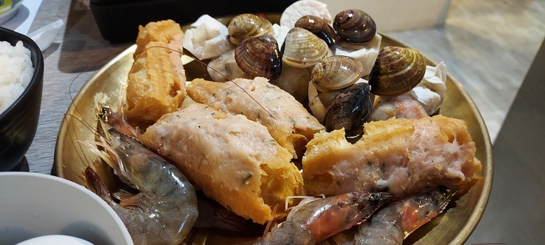 除夕夜之年夜飯【小惡魔畫蛇添福】