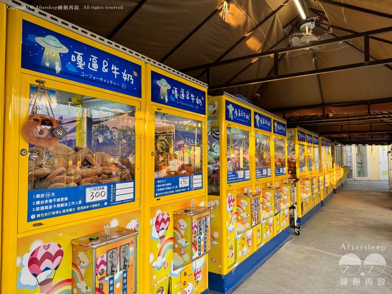 高雄梓官｜嘎逼&牛奶互動園區＿近距離與水豚、狐獴互動親子景點