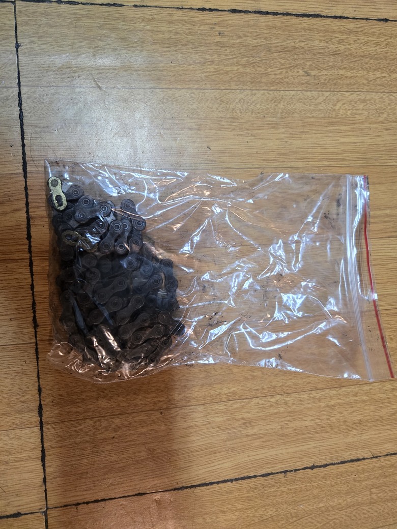[DIY]自己DIY用石蠟給鍊條潤滑