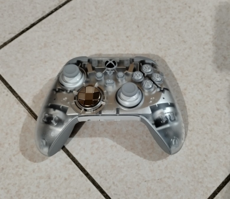 簡單開箱-Xbox 無線控制器（冰霜領域）