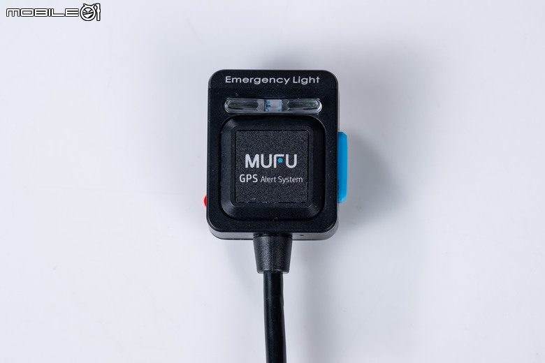 MUFU M4 黑盒子前後雙鏡行車記錄器開箱｜小巧強悍功能齊全，五千有找入手內建停車監控還有SONY星光級感光元件！