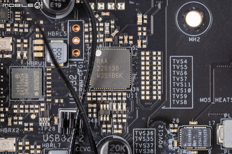 華擎 PHANTOM GAMING Z890 NOVA WIFI 主機板開箱實測 以雙生旗艦配置提供不同視覺選擇