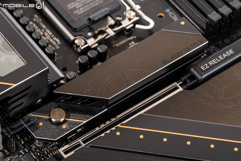 ASRock Z890 Taichi 主機板開箱實測 提供 9 組 M.2 SSD 海量插槽旗艦主板 feat. Intel 新微碼 BIOS 效能實測