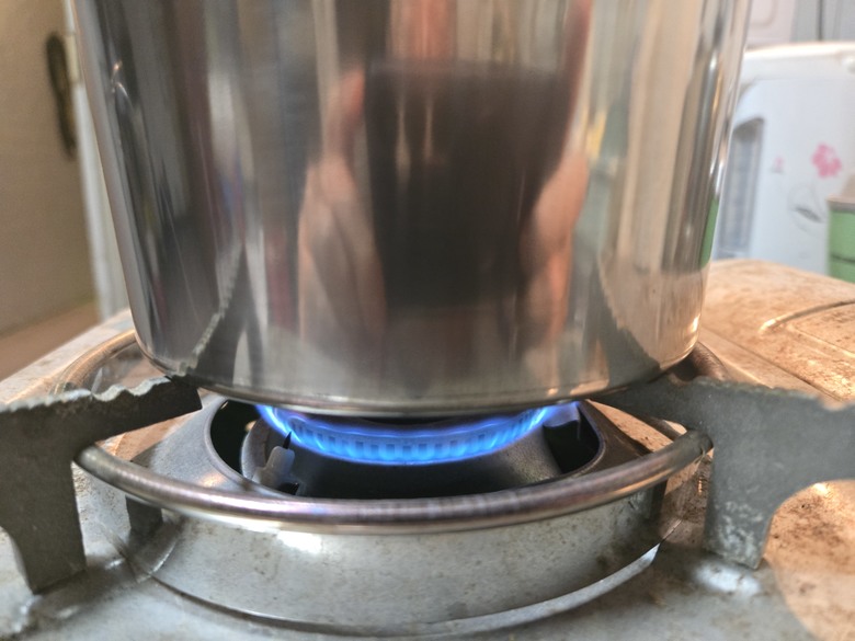 [DIY]自己DIY用石蠟給鍊條潤滑