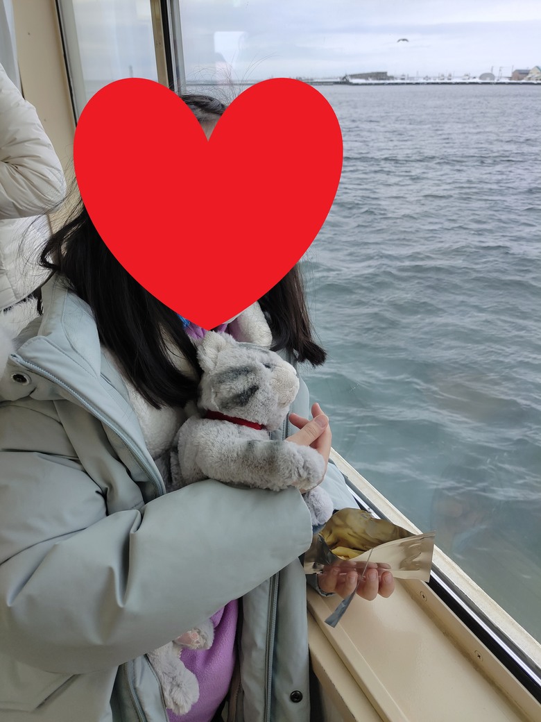 【小惡魔畫蛇添福】我們家的5天4夜日本行 - Day3 - 冰上釣魚 / 網走流冰船AURORA號 / 冰瀑季(50周年) / 層雲峽大雪飯店