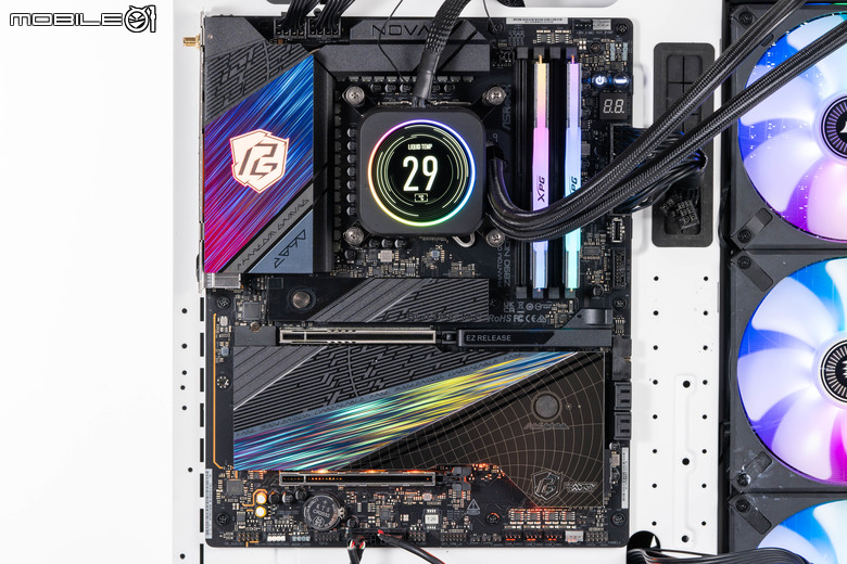 華擎 PHANTOM GAMING Z890 NOVA WIFI 主機板開箱實測 以雙生旗艦配置提供不同視覺選擇