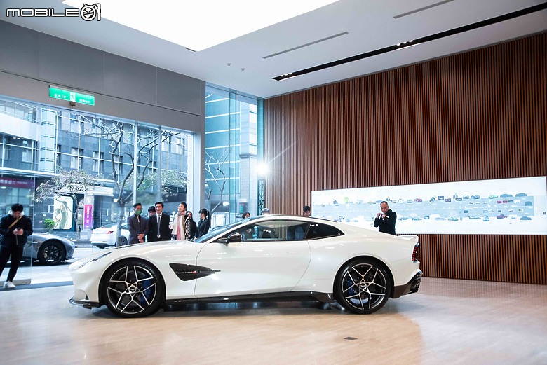 【國內新訊】Aston Martin全新Vanquish抵台亮相,12缸旗艦風範自2280萬元起!