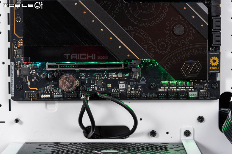 ASRock Z890 Taichi 主機板開箱實測 提供 9 組 M.2 SSD 海量插槽旗艦主板 feat. Intel 新微碼 BIOS 效能實測