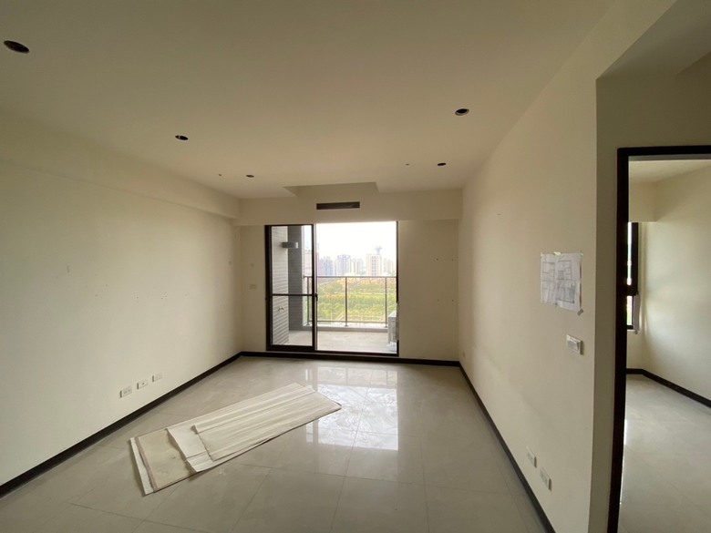 【開箱】台中 四房兩廳 用Egger板材打造海量系統家具收納