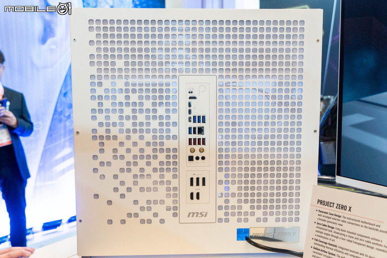 【CES2025】微星展出獨特 Project Zero X 壁插概念機殼設計 將主機板與顯示卡 IO 埠轉向隱藏 達成 270 度零死角美形配置