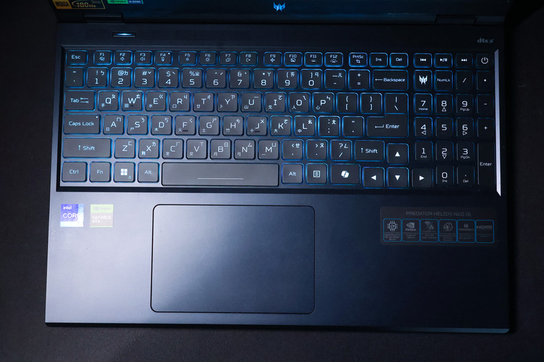 開啟宏碁信仰大門 16吋電競i9 180Hz筆電 Acer Predator Helios Neo 16 (PHN16-72-93J4) 開箱拆機