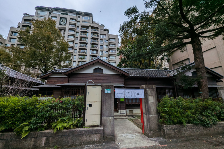 【小惡魔畫蛇添福】【不是遊記 - 15】近在咫尺的日式庭園與都會森林--0km山物所