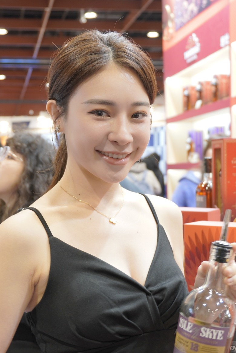 1／4 世貿酒展