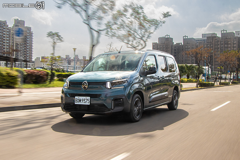百萬級商旅明日之星的競爭!Citroen Berlingo XL vs. Ford Tourneo Connect