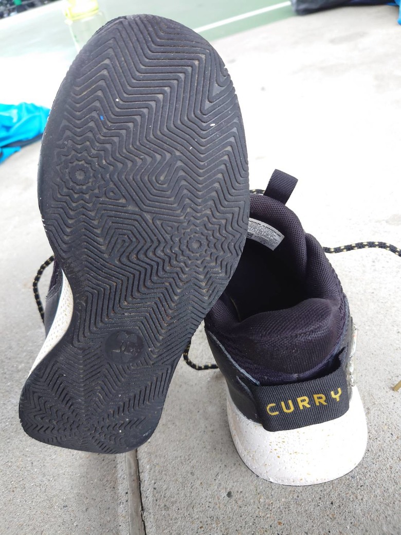 Under Armour CURRY 3Z7 鞋評