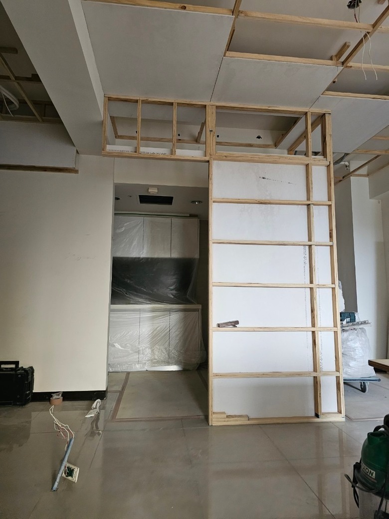 【開箱】台中 四房兩廳 用Egger板材打造海量系統家具收納