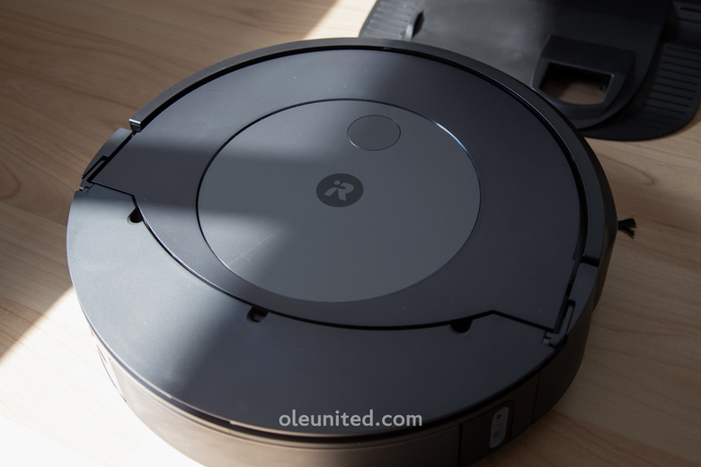 忙碌家庭必備的清潔管家！iRobot Roomba Combo™ J7+ 掃拖機器人 開箱與使用心得