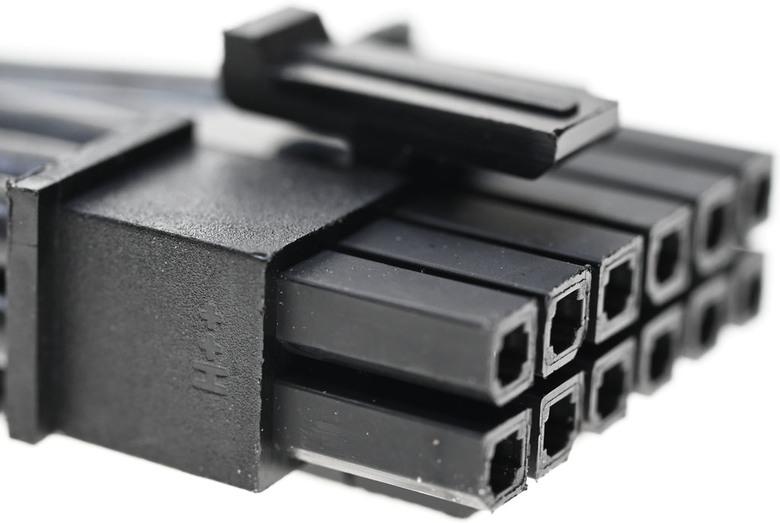 FSP HYDRO PTM PRO 1650W白金全模組化電源開箱