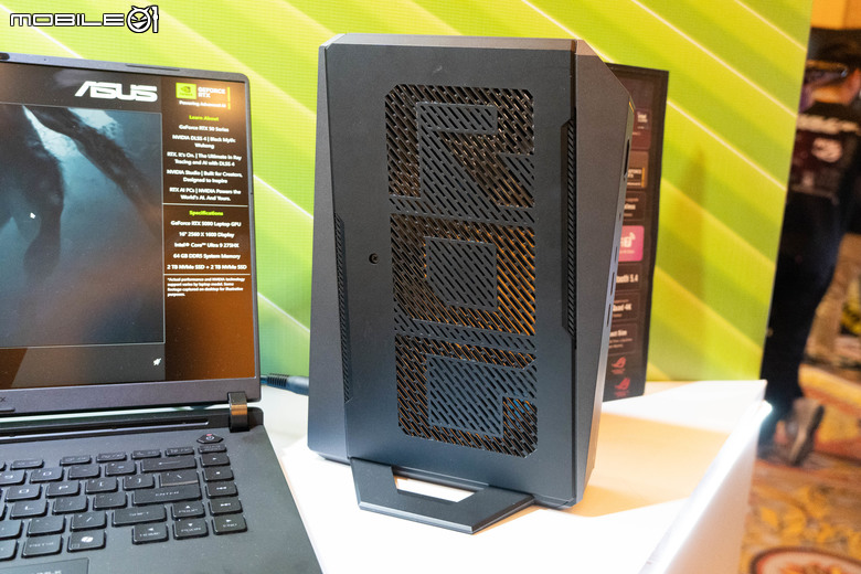 【CES2025】ROG 推出搭載 NVIDIA RTX 50 顯卡的新款 ROG NUC 迷你主機 以小空間獲得更多規格支援