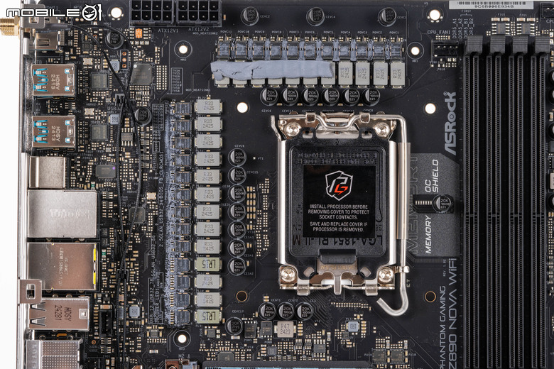 華擎 PHANTOM GAMING Z890 NOVA WIFI 主機板開箱實測 以雙生旗艦配置提供不同視覺選擇