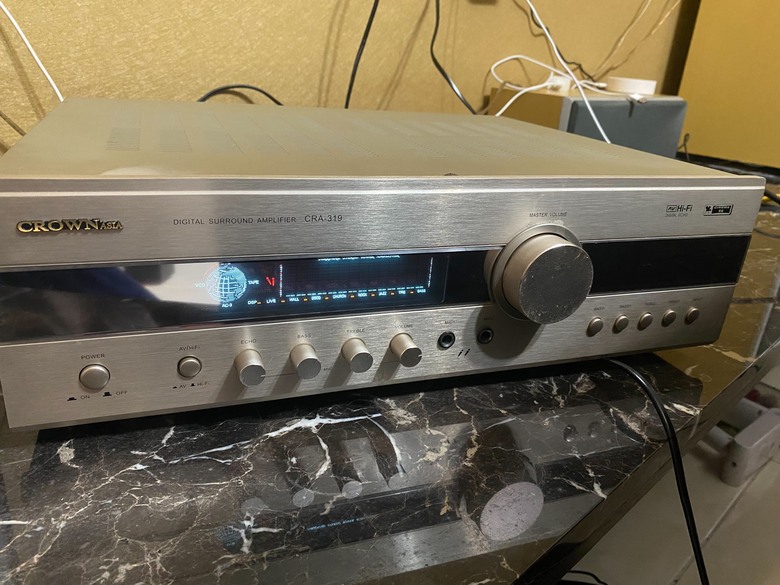 請問大大如何將電視的聲音接到擴大機的喇叭上面,試過兩種方法都不行