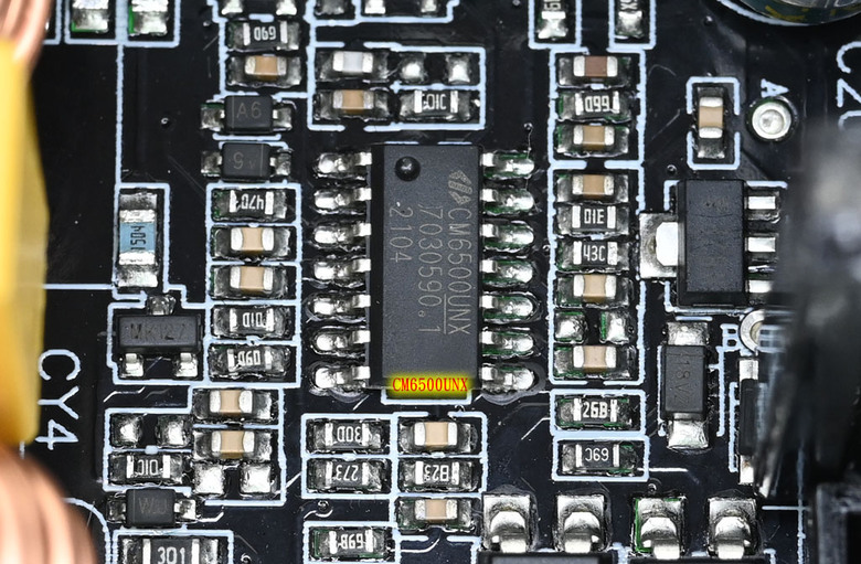 點我看大圖 snake蛇吞象MP1000UG金牌全模組化電源開箱