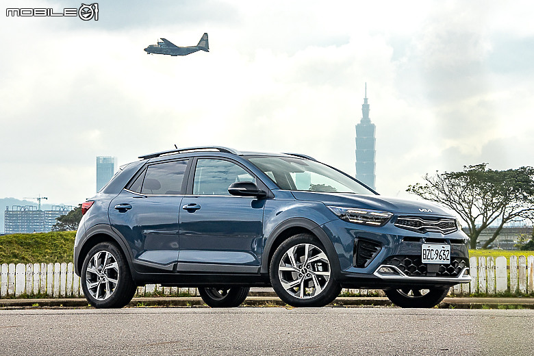 Kia Stonic GT-line 25年式試駕｜安全滿載的輕油電小潮旅