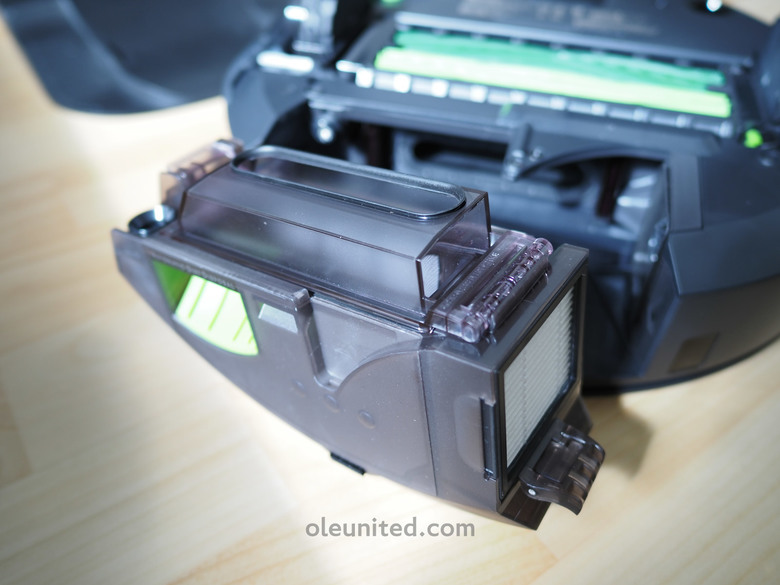忙碌家庭必備的清潔管家！iRobot Roomba Combo™ J7+ 掃拖機器人 開箱與使用心得