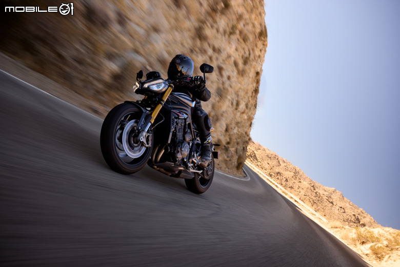 【海外新訊】三缸街頭悍將再進化!2025年式Triumph Speed Triple 1200 RS發表!