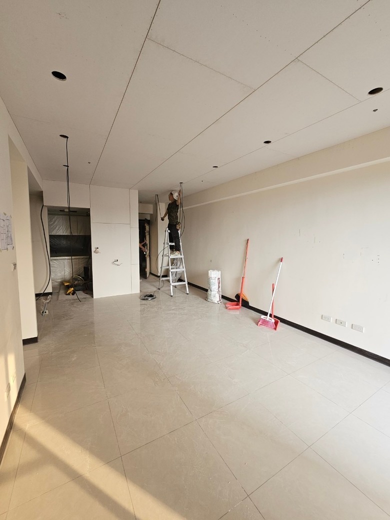 【開箱】台中 四房兩廳 用Egger板材打造海量系統家具收納