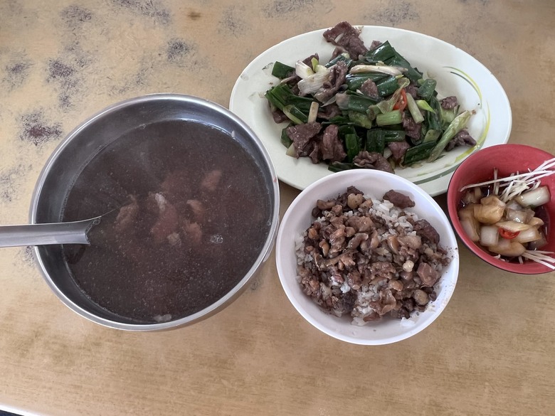 奇美博物館（旗哥牛肉湯、戰鬥機起飛藝術圖、晉祥橋）