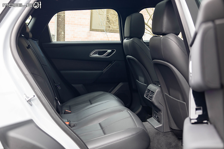 Range Rover Velar 新年式試駕｜主流中的感性選擇，依舊散發與眾不同的優美身段！
