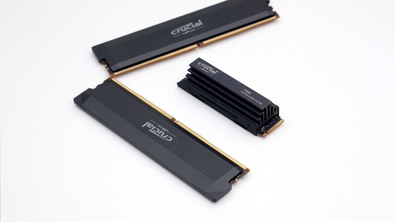 用時序換時脈 Crucial DDR5 Pro 6400 OC Gaming Memory 價格有俗！搭配 Core Ultra 9 285K，四條插滿 DDR5 6800