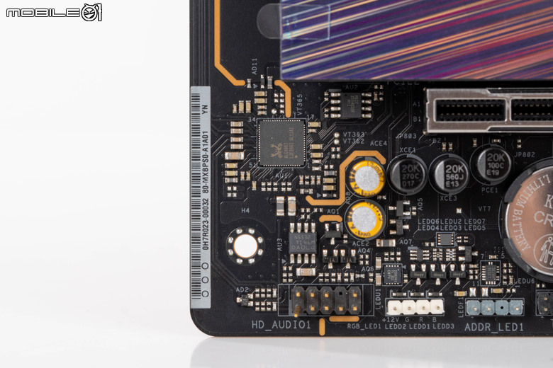 華擎 PHANTOM GAMING Z890 NOVA WIFI 主機板開箱實測 以雙生旗艦配置提供不同視覺選擇