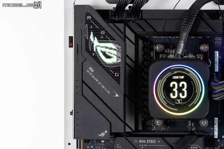 ROG STRIX B850 GAMING-F WiFI 主機板開箱實測 在主流等級提供雙 PCIe Gen 5 SSD 插槽頂規配置
